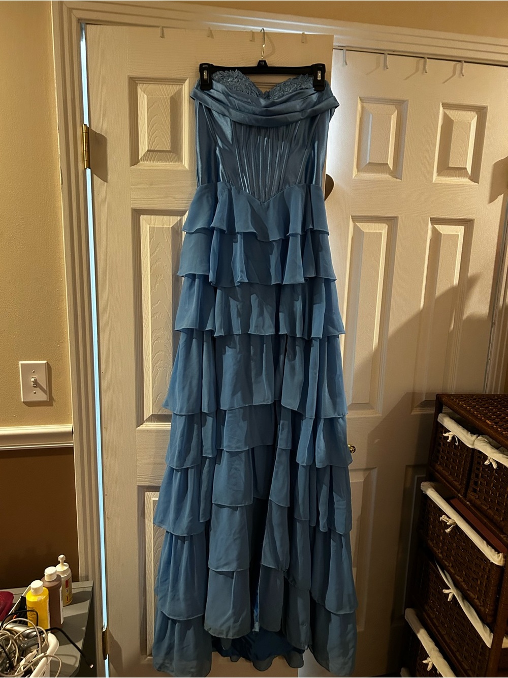 Elegant Blue Tiered Chiffon Evening Dress
